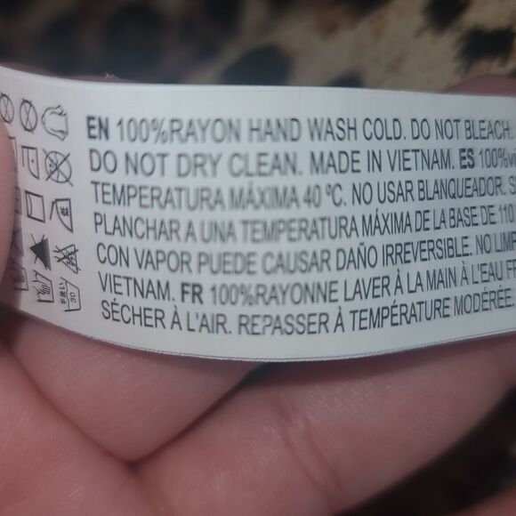 Forever 21 Leopard Print Cropped Strappy Tank Size M - Picture 3 of 8